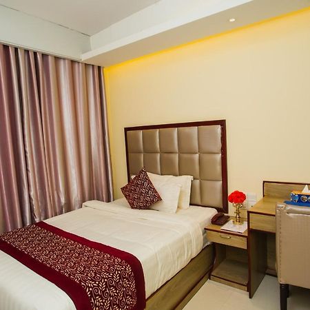 Hotel Mira Garden Sylhet Esterno foto