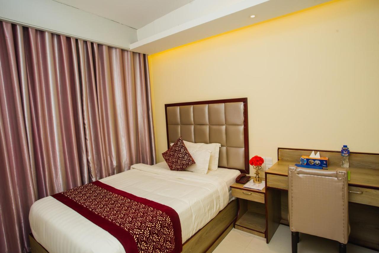 Hotel Mira Garden Sylhet Esterno foto
