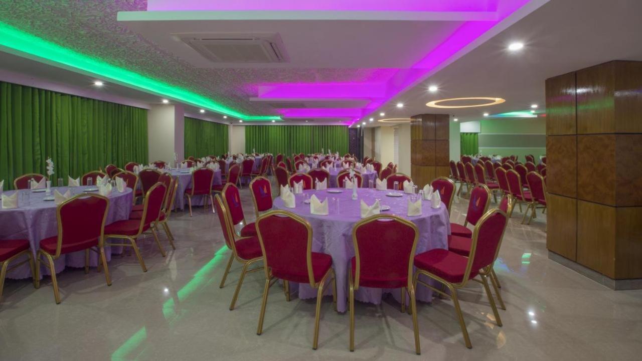 Hotel Mira Garden Sylhet Esterno foto