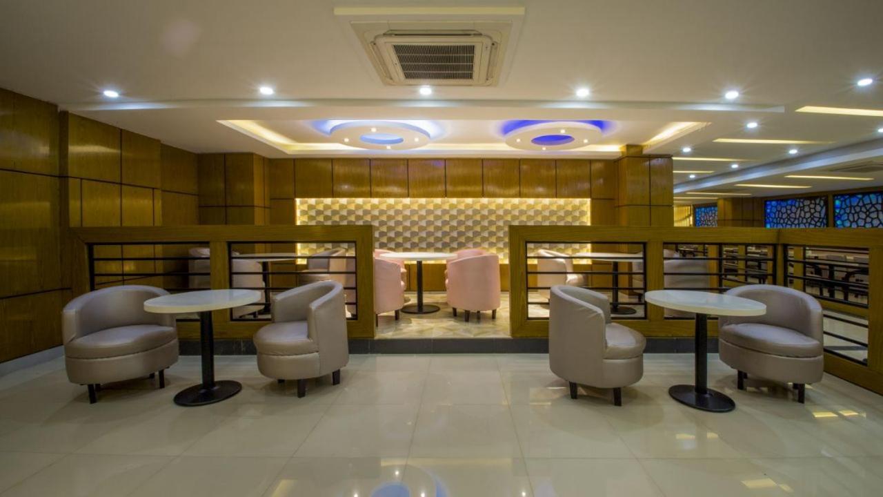 Hotel Mira Garden Sylhet Esterno foto