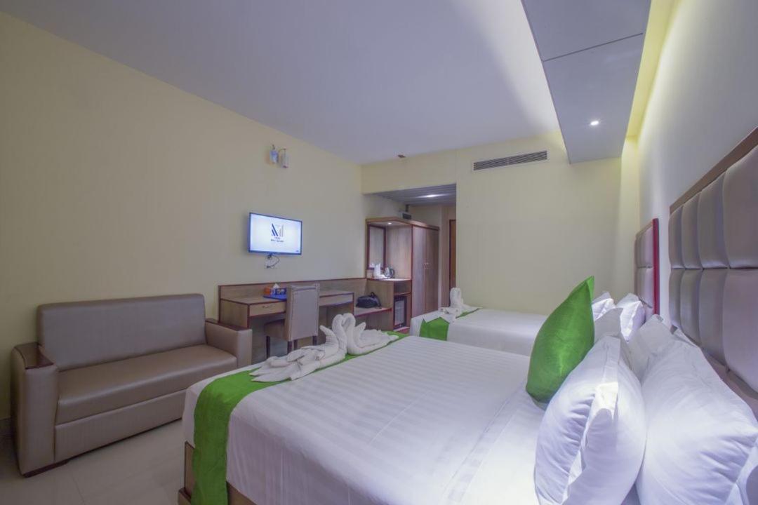 Hotel Mira Garden Sylhet Esterno foto