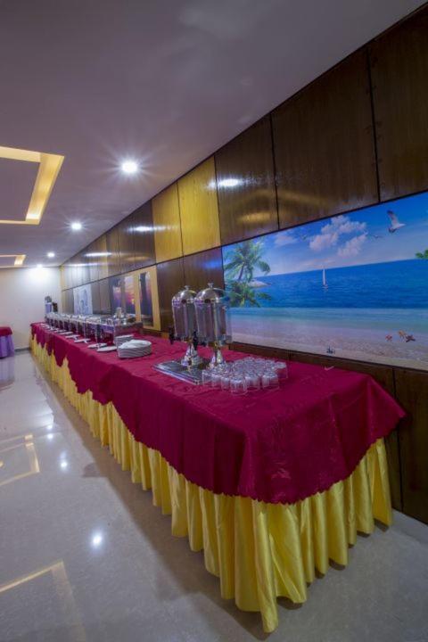 Hotel Mira Garden Sylhet Esterno foto